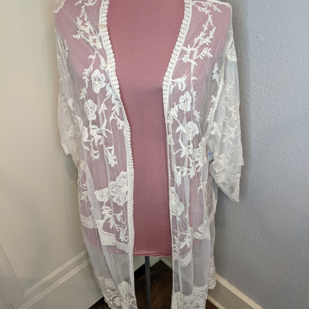 Women's lace duster kimono